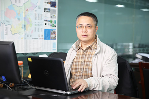 CA888智能减振公司总工程师杨铁军入选江苏省”六大人才岑岭”高条理人才作育工具