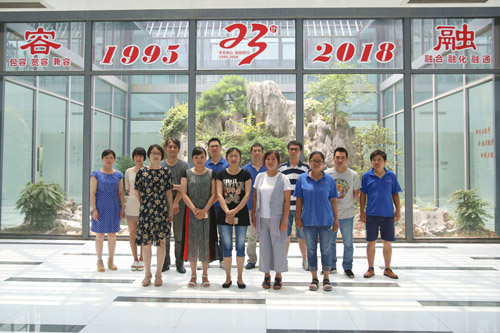 募捐热血，，，，，分享生命—CA888公司员工踊跃加入无偿献血