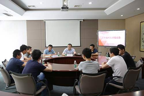 CA888公司举行青年手艺人才交流座谈会